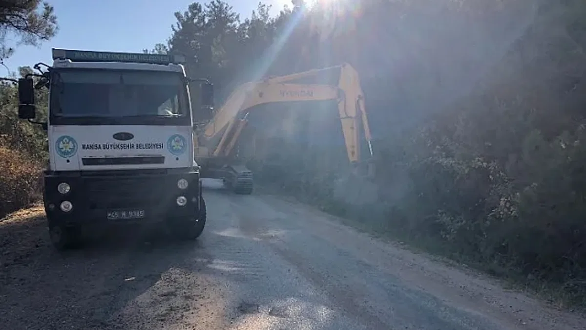 Manisa'da Ahmetli-Turgutlu arasında hummalı çalışma