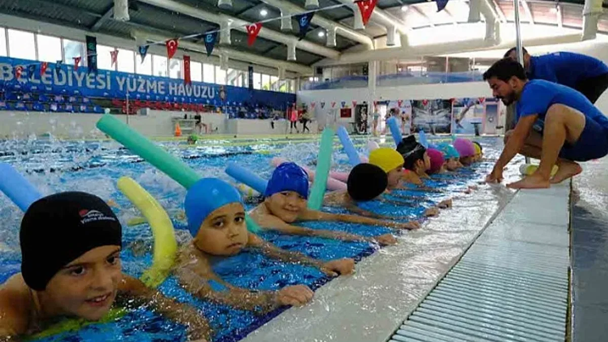 Kentpark kapalı yüzme havuzunda kayıtlar başlıyor