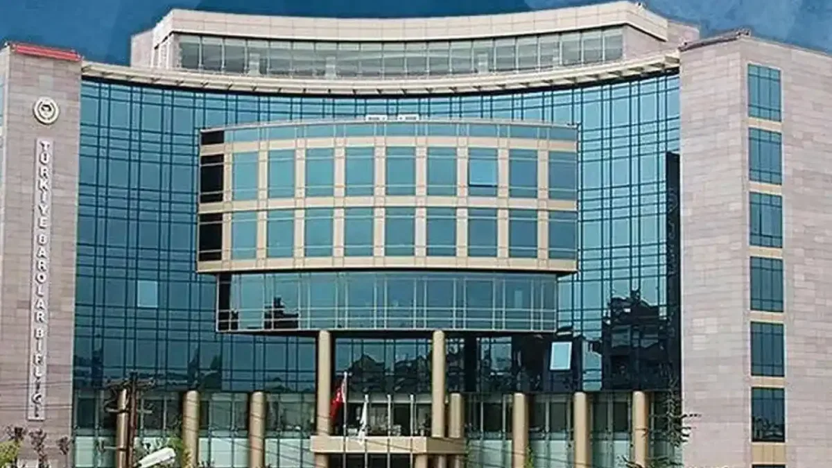 TBB'den avukatlar için yapay zeka kullanım rehberi