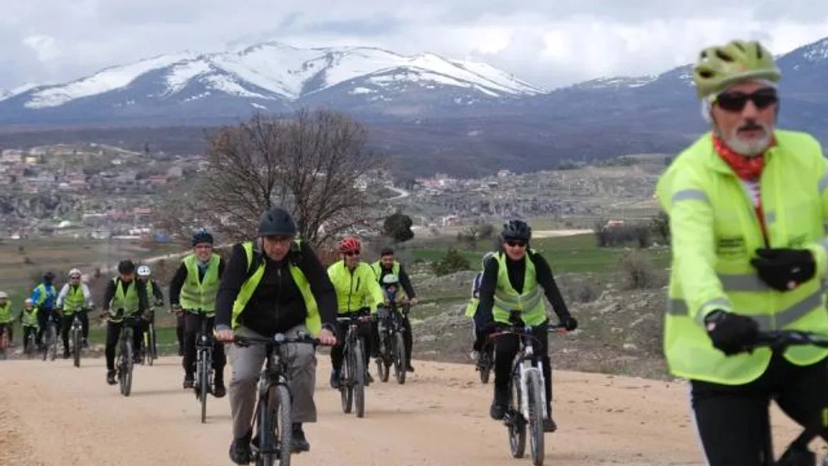 Konya'da pedallar tarih ve doğaya çevrildi