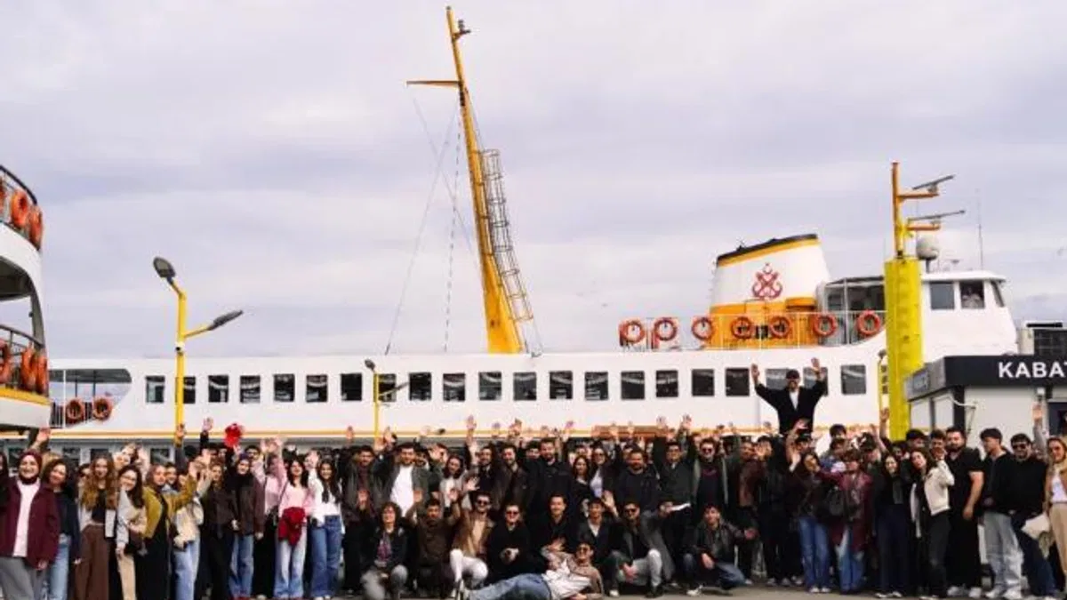 Şehir Hatları'ndan gençlere 19 Mayıs hediyesi