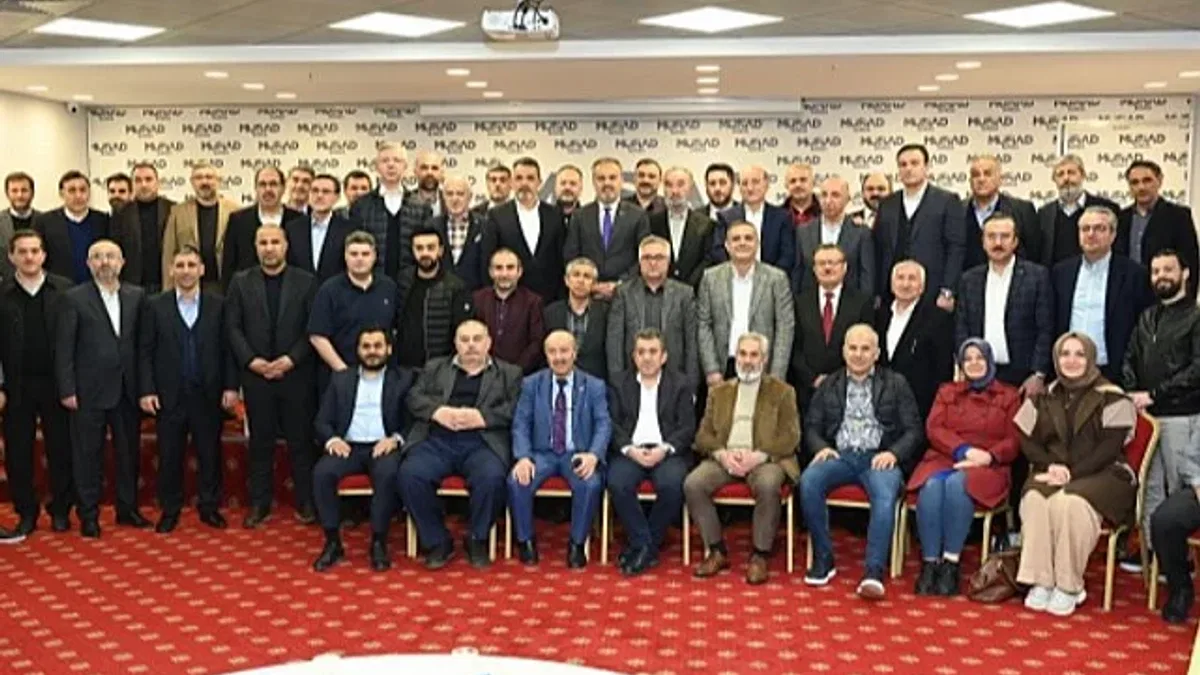 Bursa dönüşmek zorunda