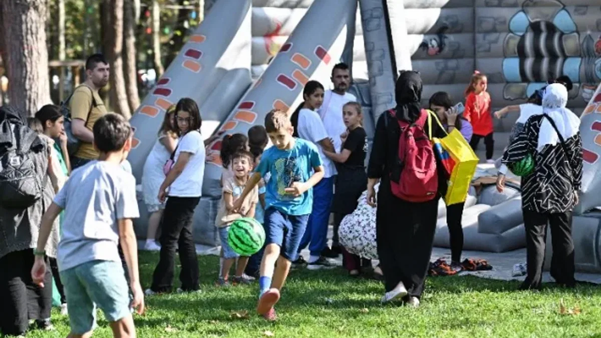 Bursa'da diyabet hastaları şenlikte buluştu