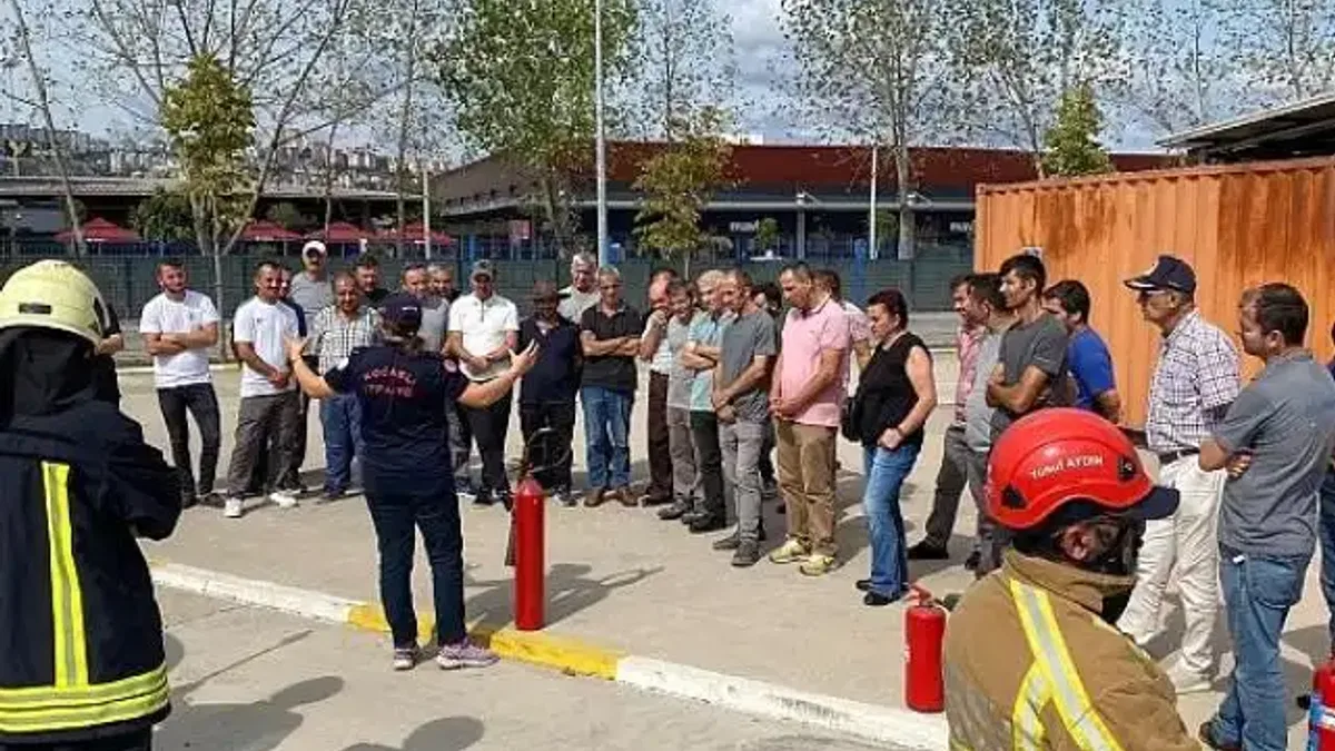 Yahya Kaptan site yönetimine İtfaiyeden eğitim