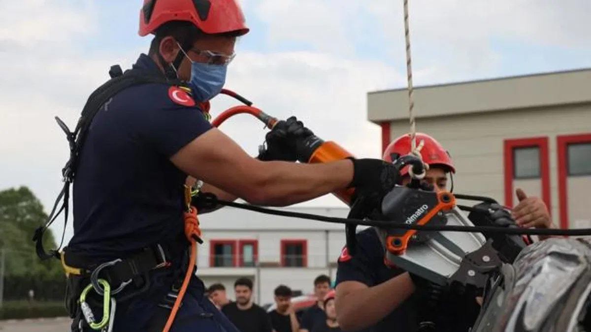 Sakarya'da geleceğin ateş savaşçıları nefes kesti