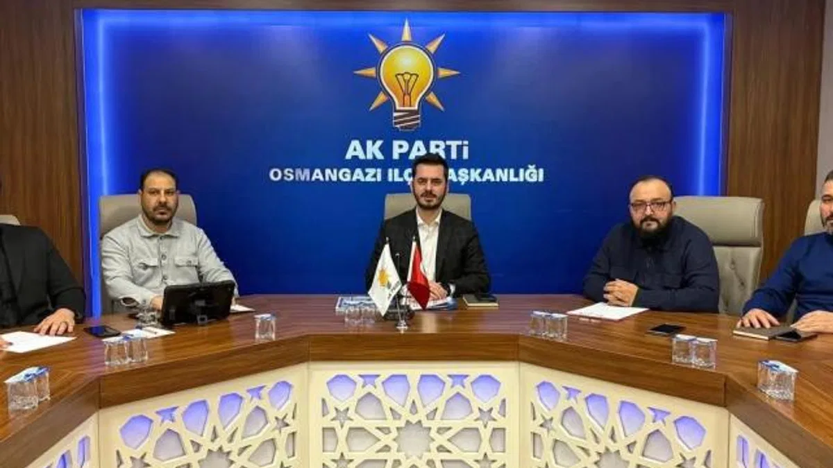 Bursa Osmangazi'de AK Parti mahalle başkanlarıyla buluştu