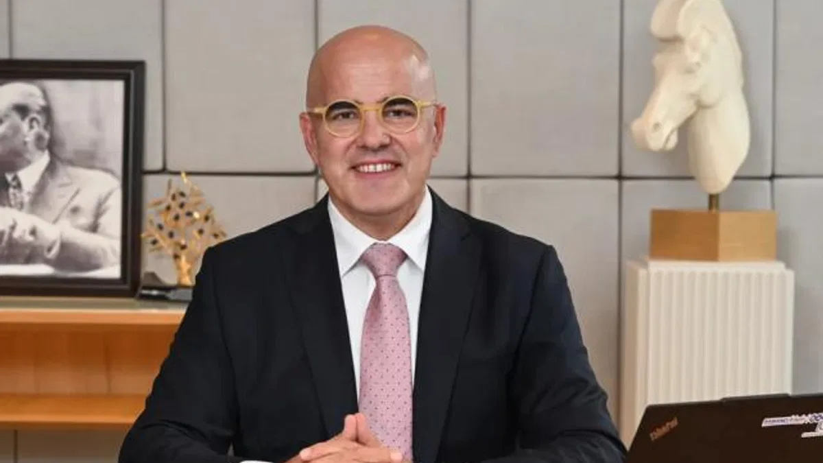 Sabancı’dan İkinci Yüzyılın Dönüşüm Hızına Uygun Yeni Yönetim Modeli