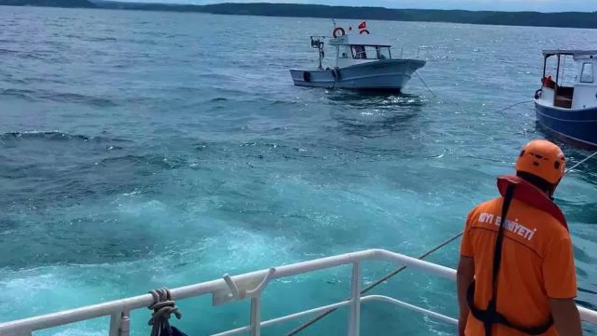 Türkeli Feneri açıklarında makine arızası yaptı