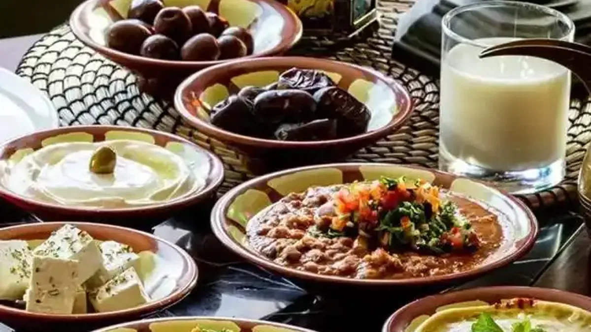 'Sahuru atlamayın, iftarı yavaş yapın!'