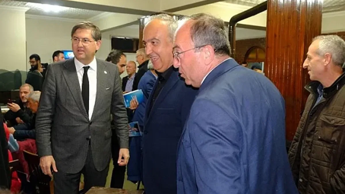 Artvinli başkanlar Yıldızlı'ya destek