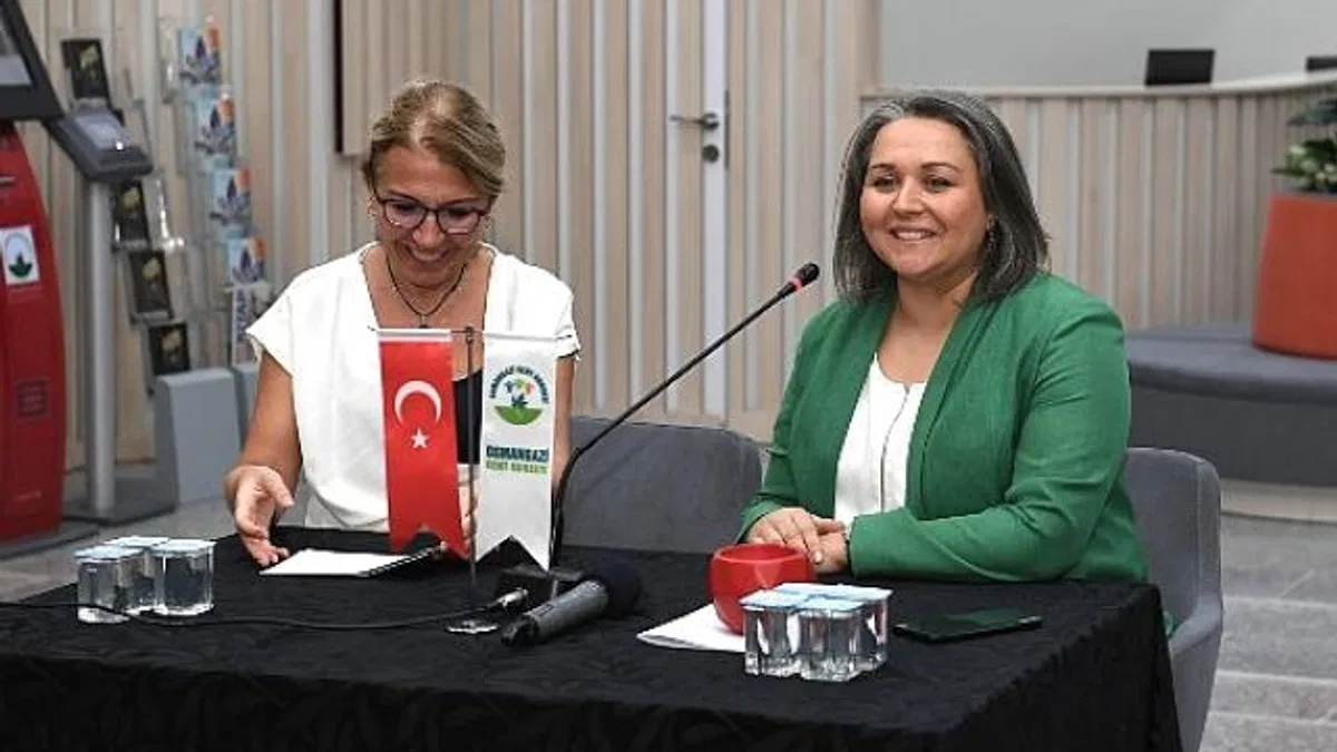 Türk Dil Bayramı'nda Türkçe'nin doğru kullanımına dikkat çekildi