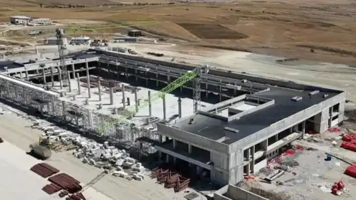 Orta Anadolu'nun kalbinde yeni havalimanı yükseliyor