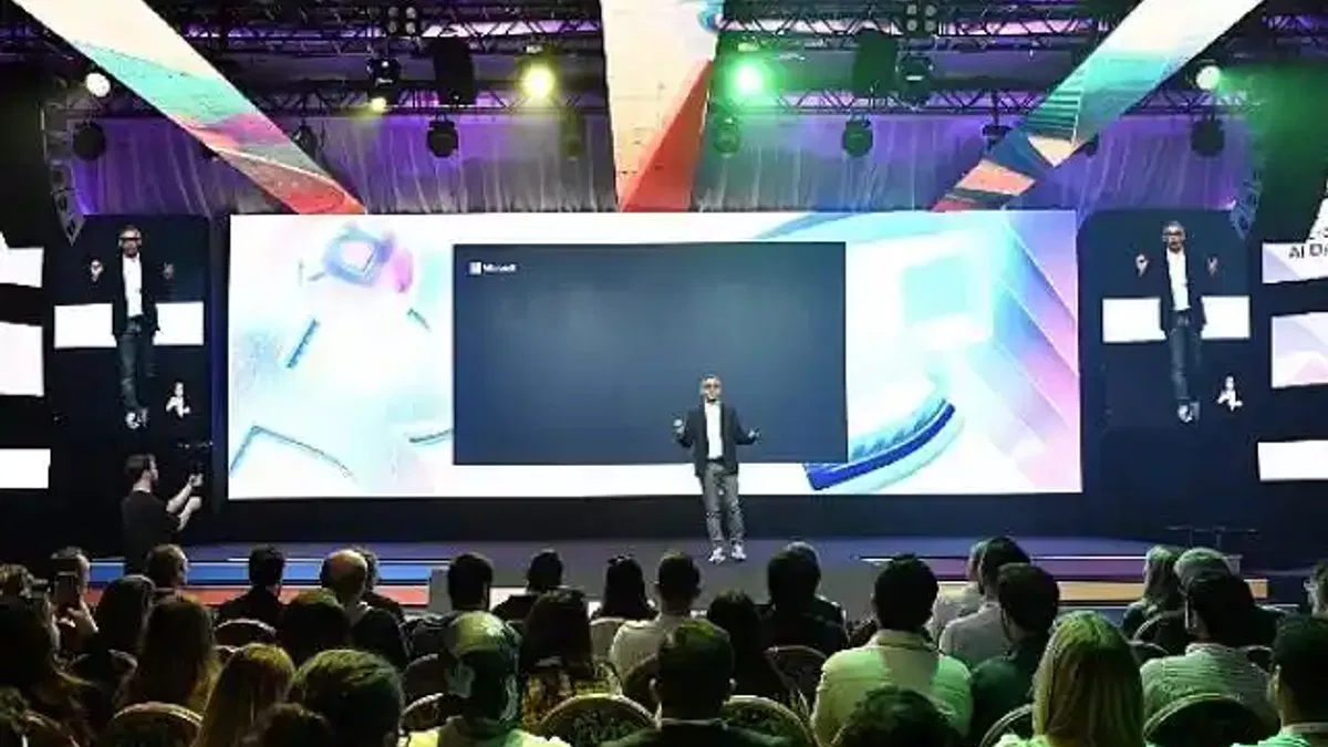 Senenin en büyük teknoloji etkinliği "Microsoft BuildAI: Yapay Zeka Günü"nde yazılımcılar ve teknoloji dünyasının liderleri buluştu