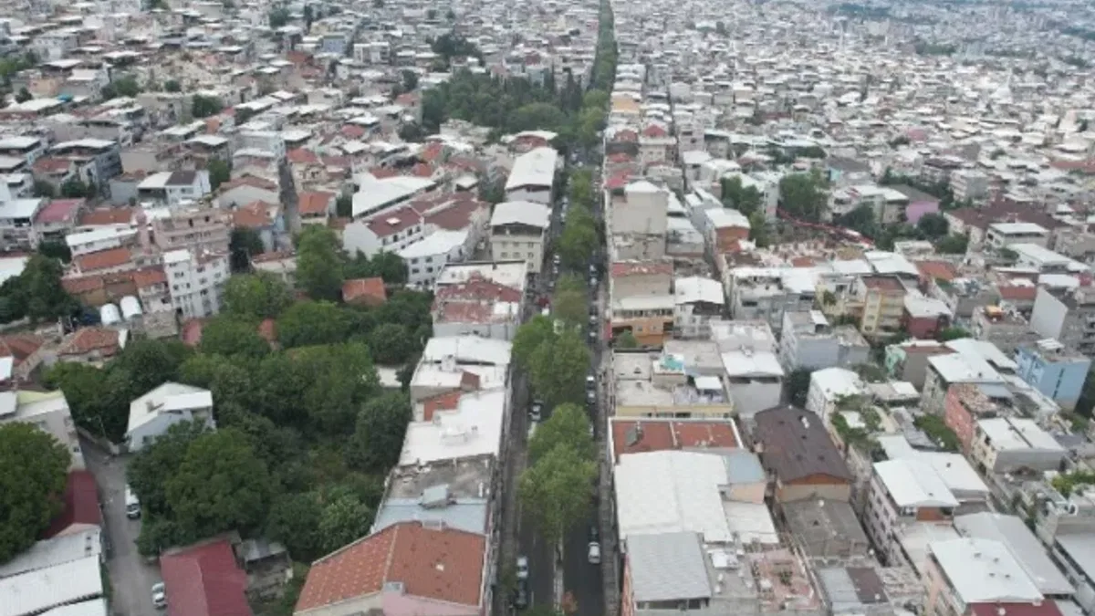 Bursa'da Teyyareci Mehmet Ali Caddesi yenilendi