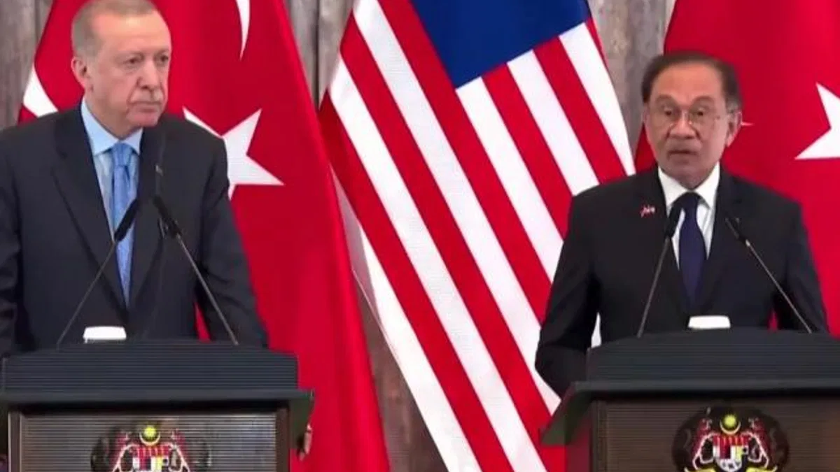Malezya'da heyetler arası görüşmeler tamamlandı... Ortak açıklama yapılıyor