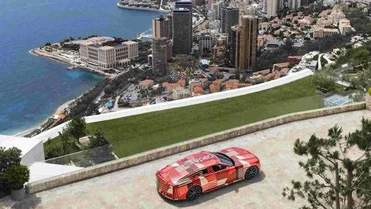 Jaguar'ın elektrikli yeni dönemi Type 01 ile başlayacak
