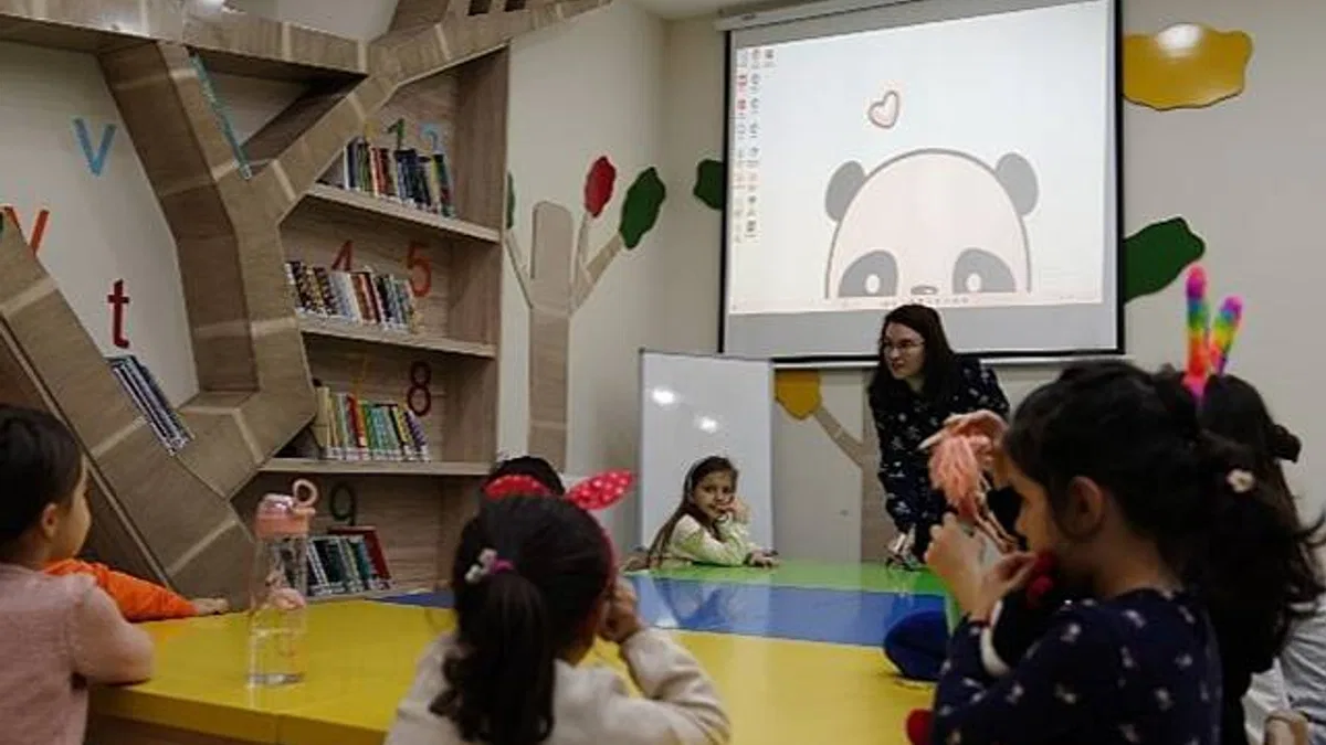 Çocuk Kütüphanelerinde Ücretsiz İngilizce Atölyesi