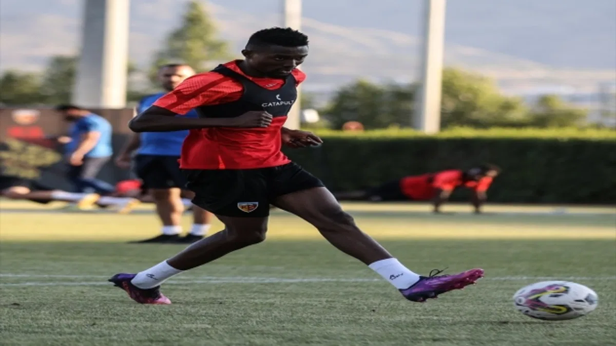 Kayserispor'da yeni sezon hazırlıkları sürüyor