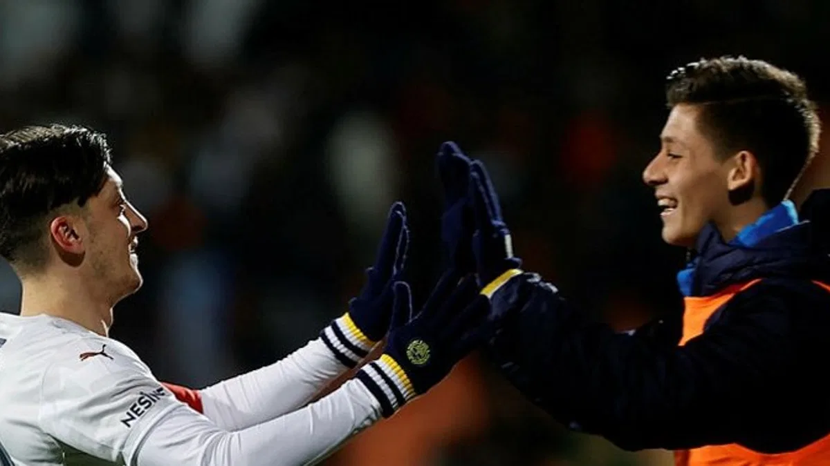 Arda Güler’den Mesut Özil’e veda mesajı!