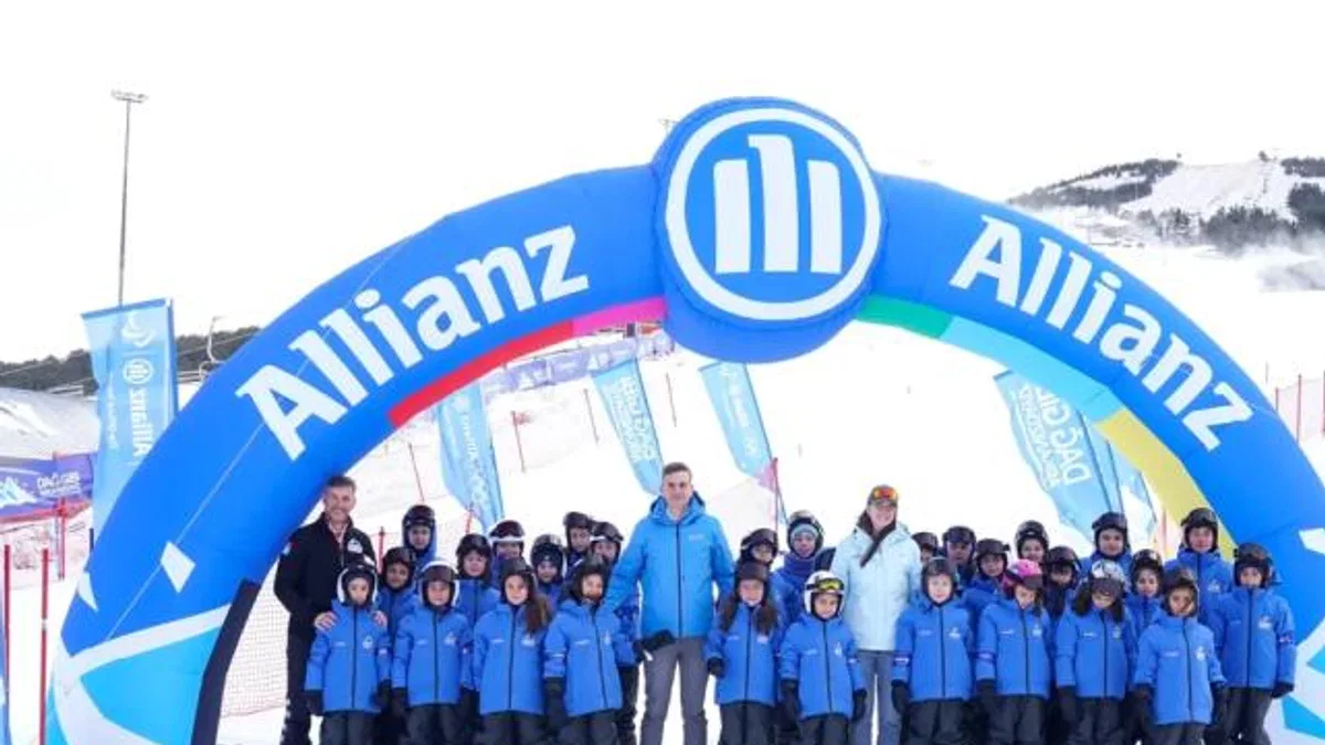 Palandöken’de Kız Çocuklarını Kayak Sporuyla Tanıştırdı