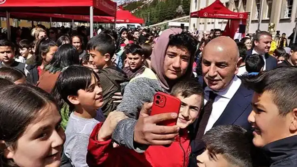 Yeşiltepe Ortaokuluna Laboratuvar Sınıfı Açıldı
