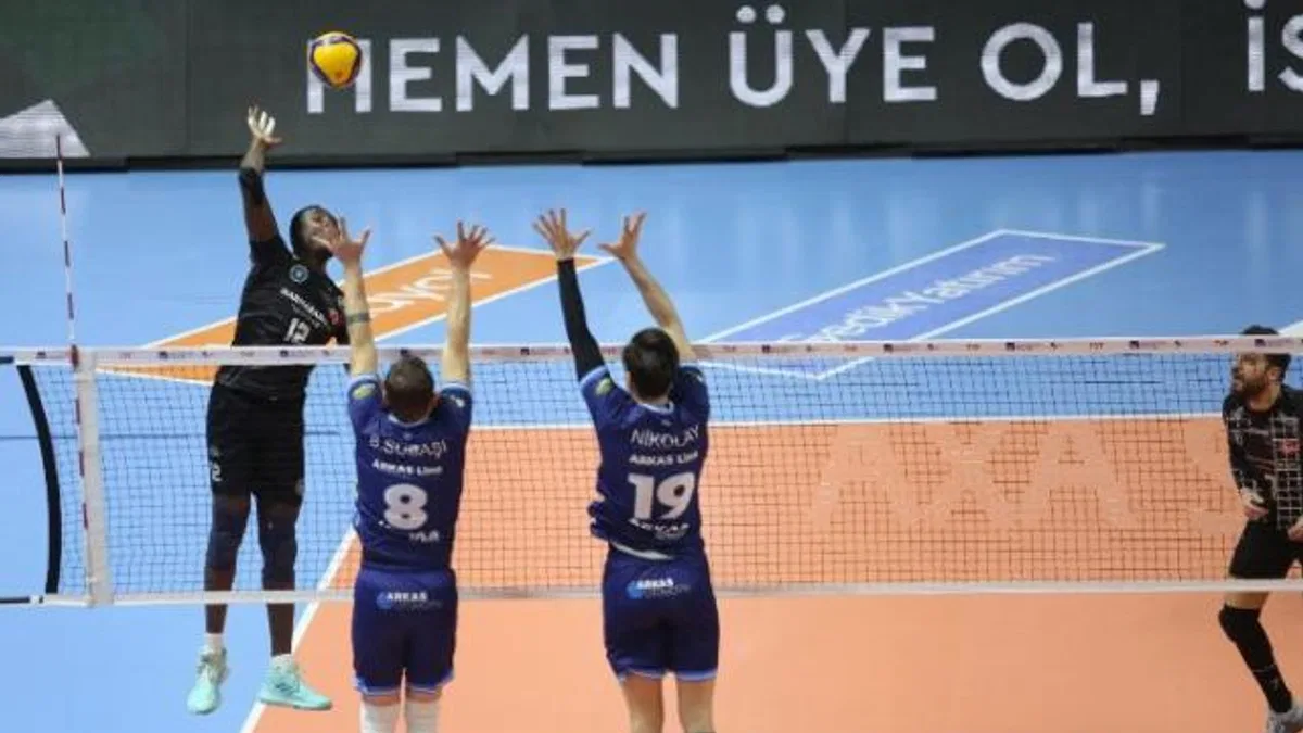 Bursa Büyükşehir Belediyespor sahasında Arkas Spor'u mağlup etti