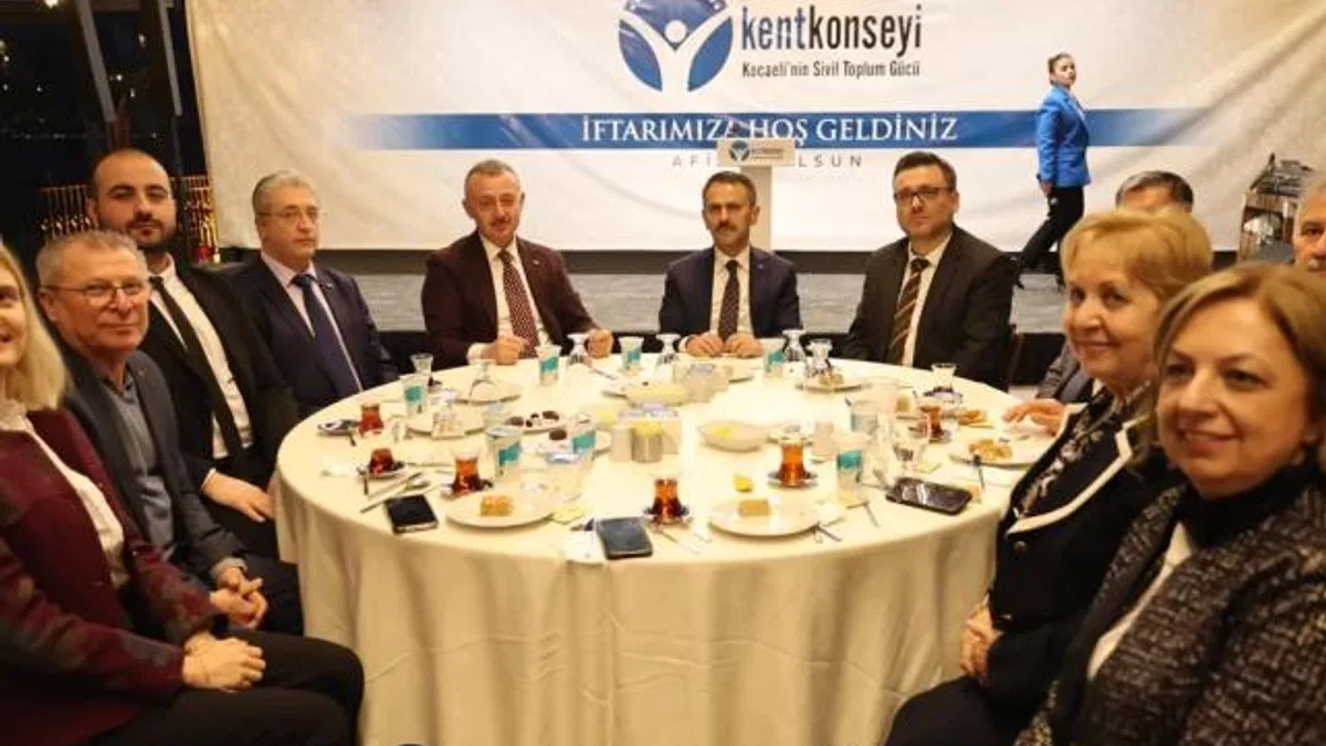 Kocaeli'nin 'ortak aklı' iftarda buluştu