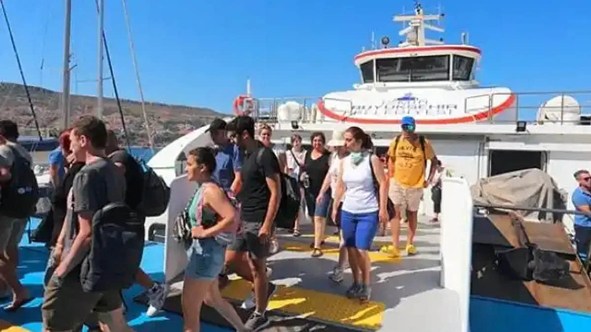 İZDENİZ'in Yaz Seferleri Kurban Bayramı'nın ikinci günü başlıyor