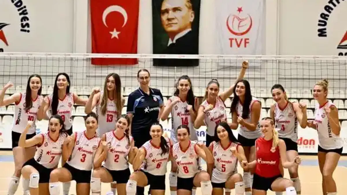Muratpaşa'nın Sultanları çıkışını sürdürüyor