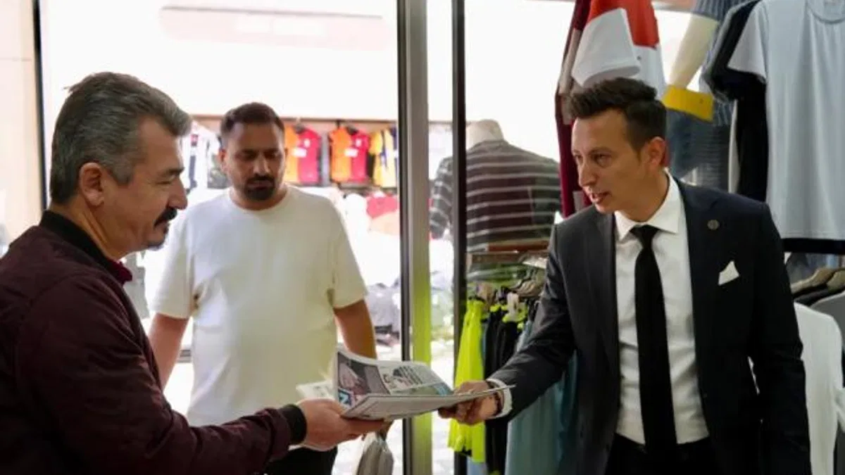 MHP'li başkanlardan esnafa siftah parası!