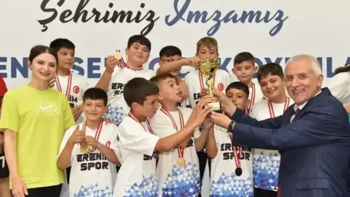 Konya'da çocuk oyunları heyecana sahne oldu