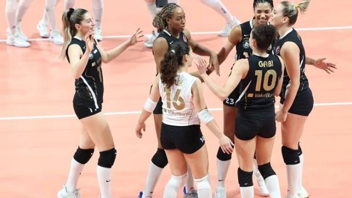 VakıfBank, PTT’ye de set vermedi