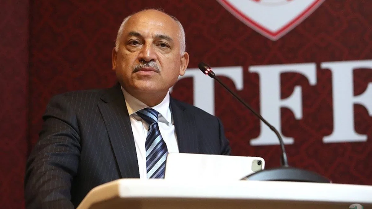 Süper Lig'de şampiyonluk yarışında son hafta Galatasaray-Fenerbahçe derbisi!
