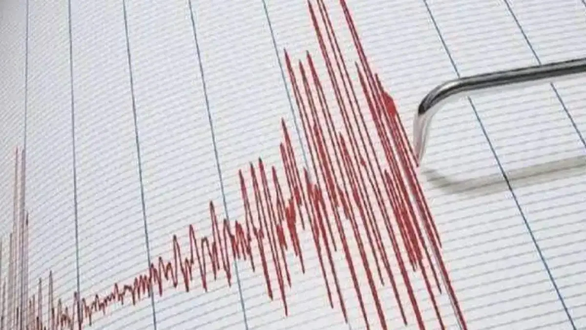 Ege Denizi'nde korkutan deprem
