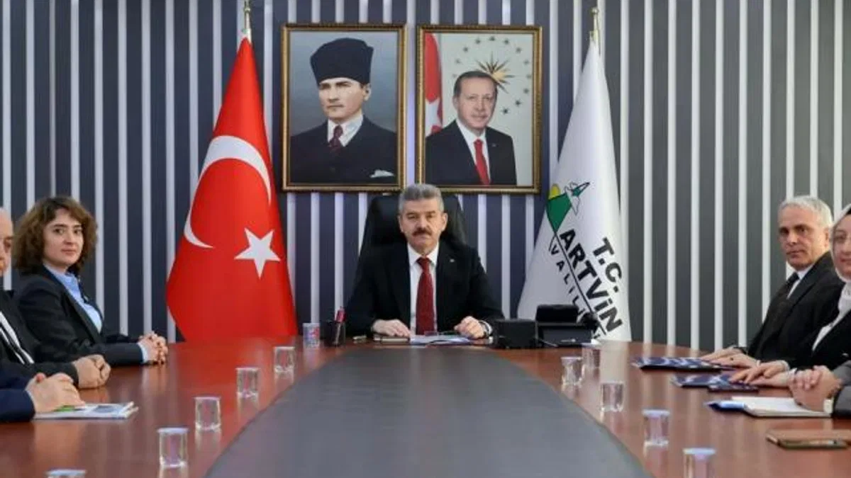 Artvin'de 'istihdam ve mesleki eğitim' toplantısı