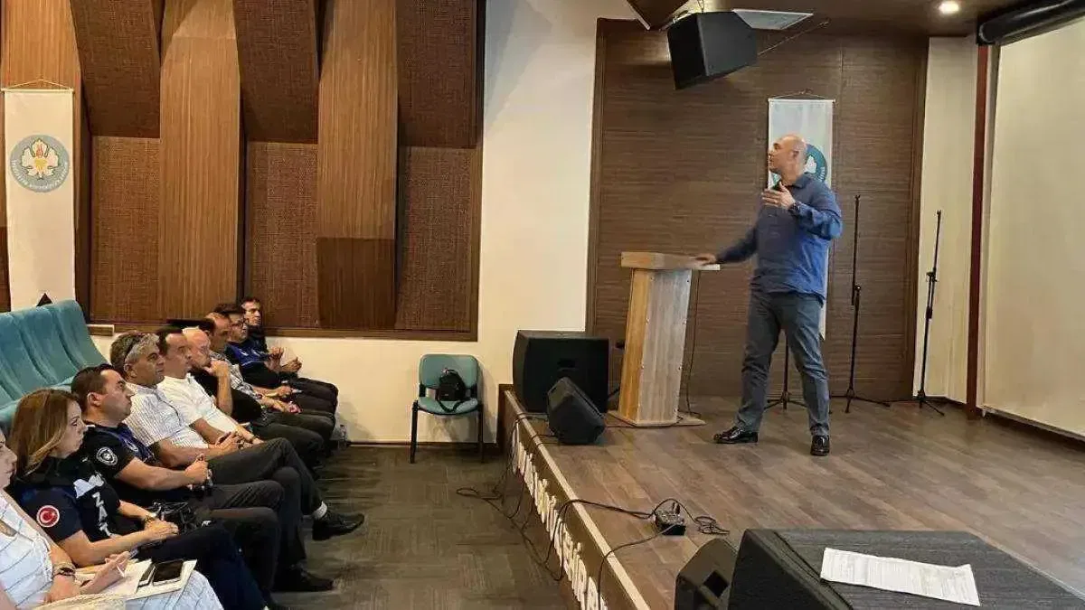 Manisa'da hal personeline mevzuat ve denetim eğitimi