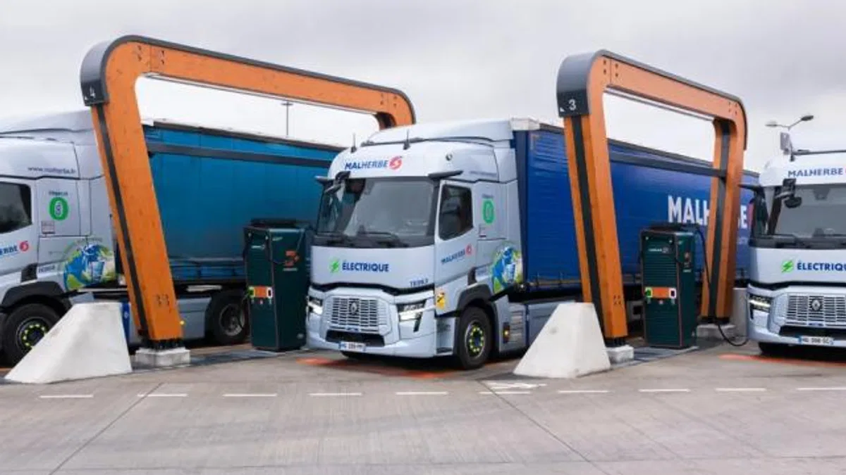 Renault Trucks, Malherbe ile iş birliği yaparak Blainville - Bourg-en-Bresse - Lyon lojistik koridorunu elektriklendiriyor