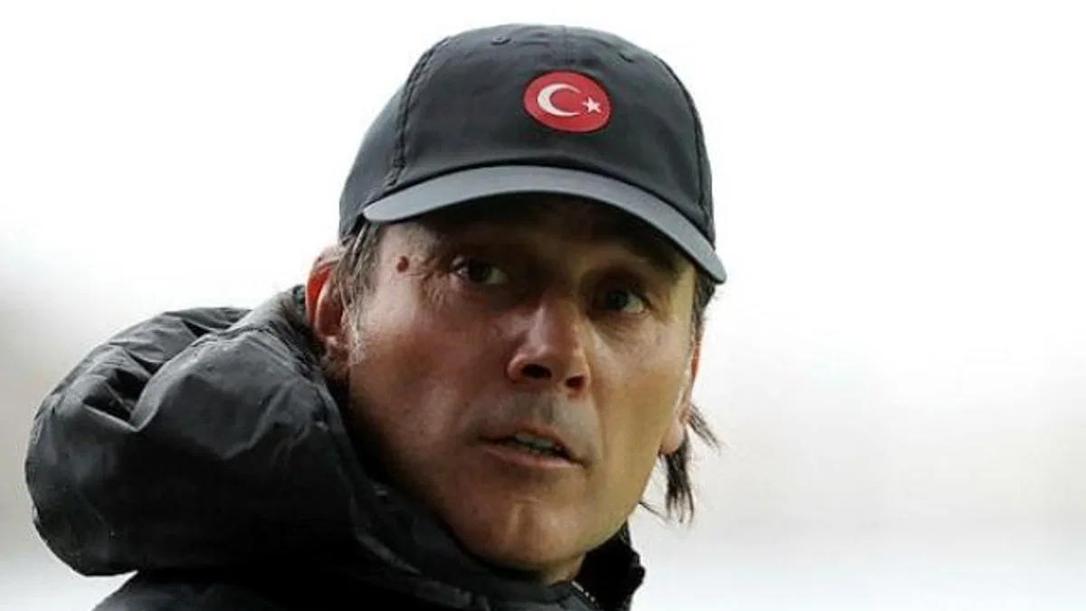 A Milli Futbol Takımı'mızın teknik direktörü Vincenzo Montella EURO 2024 kupasıyla!