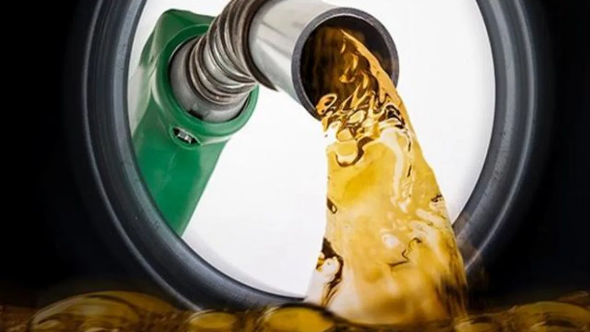 24 saat geçmemişti... Motorin ve benzine bir zam daha!