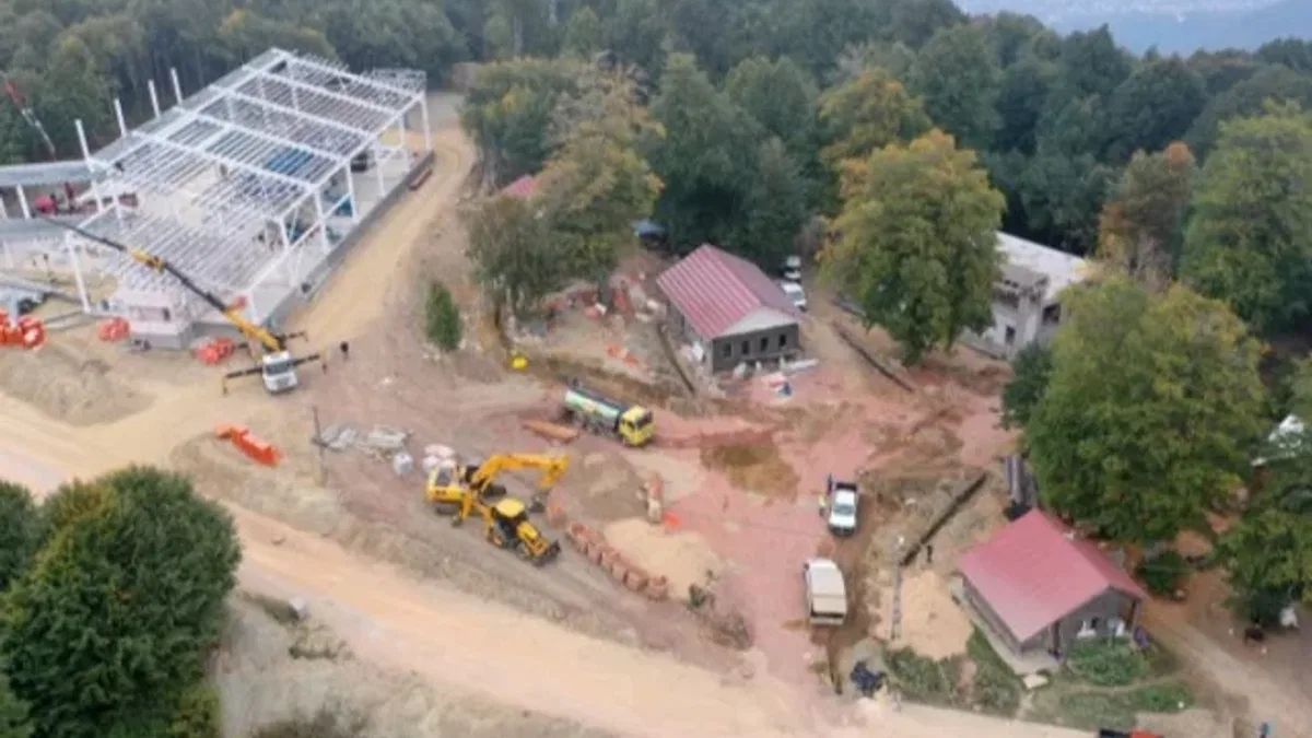 Kocaeli Kuzuyayla'daki sosyal alanlarda hummalı çalışma