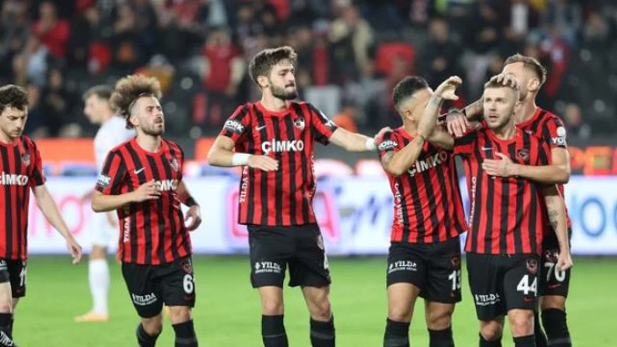 Gaziantep FK 2-0 Çaykur Rizespor (MAÇ SONUCU-ÖZET) | Gaziantep sahasında kazandı!