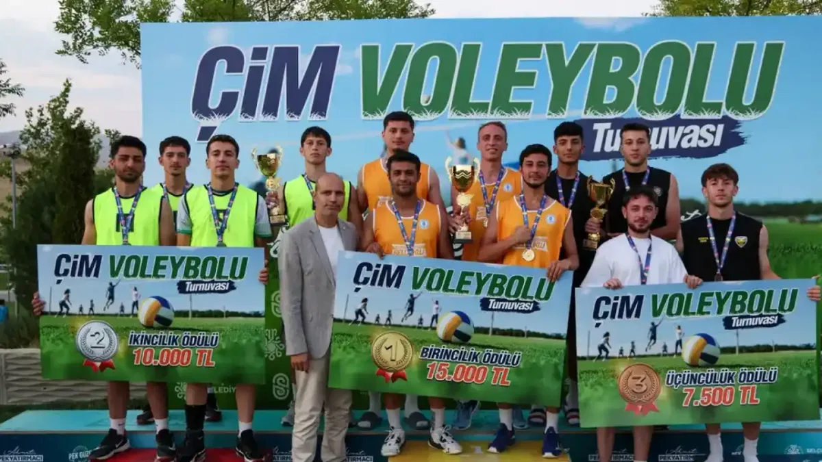 Selçuklu'da 'Çim Voleybolu'na muhteşem final