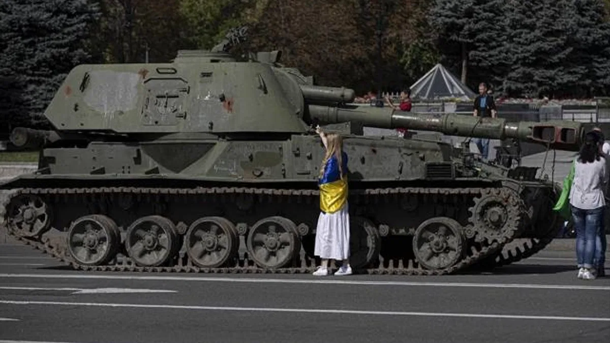 Ukrayna'da 31. Bağımsızlık Günü savaşın gölgesinde geçiyor