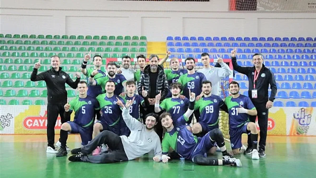 Rize Belediyespor Hentbol Play-Off'a lider gidiyor
