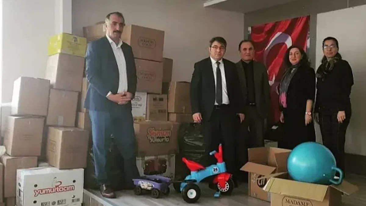 Mudanya okullarında toplanan oyuncaklar AFAD'a gönderildi