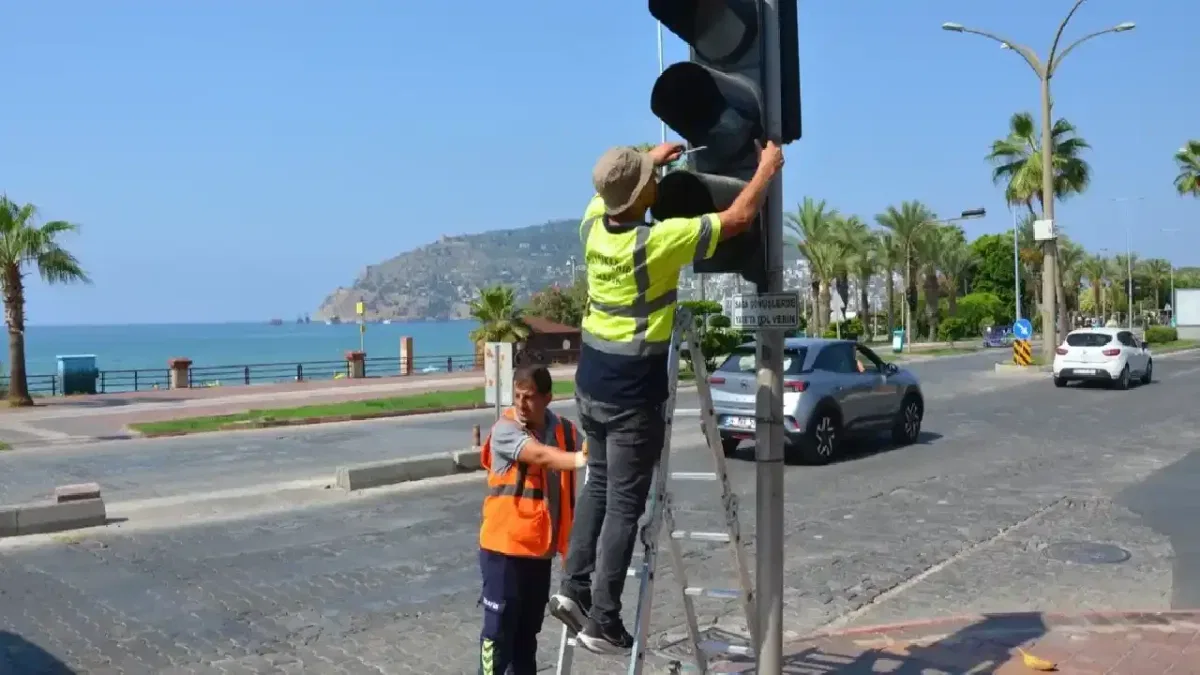 Antalya'da trafik güvenliği için yenileme