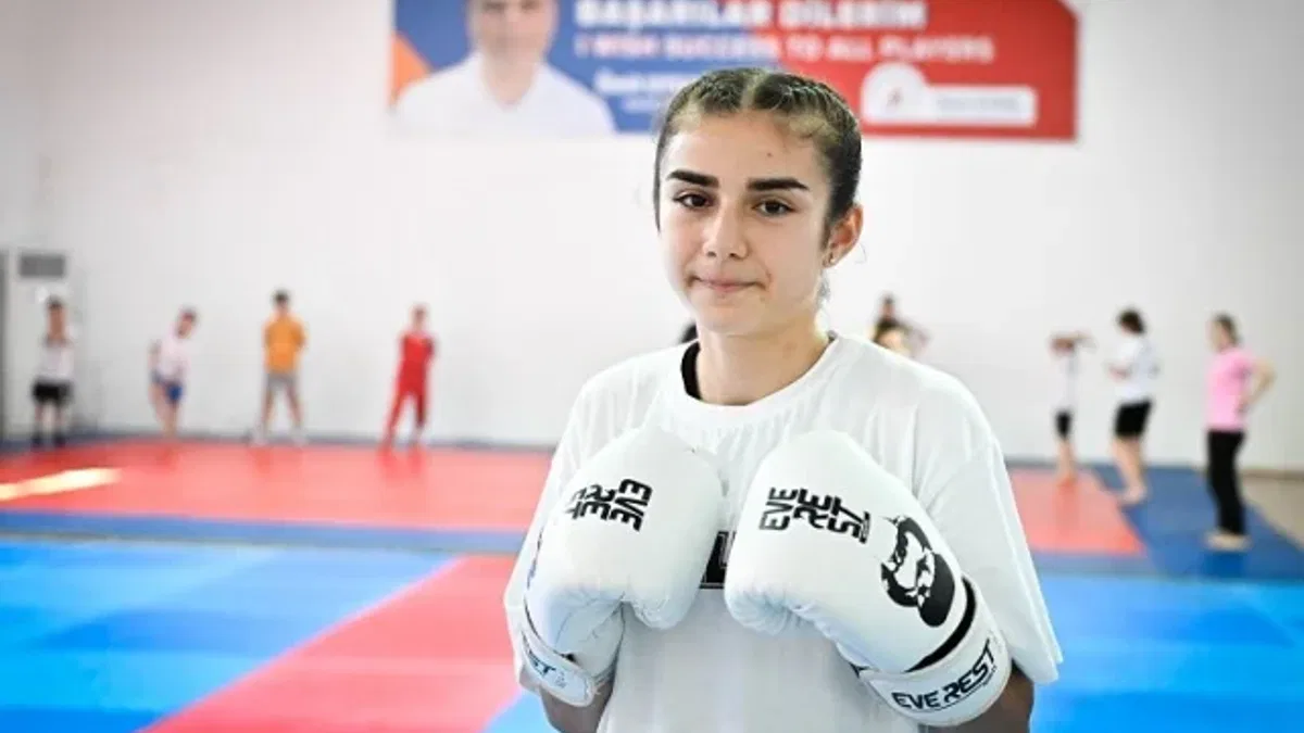 Antalya Muratpaşalı boksör milli takıma seçildi
