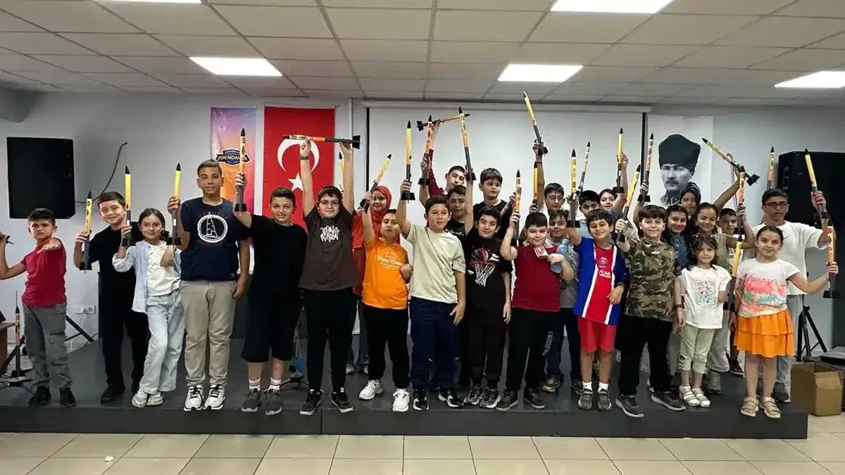 Geleceğin uzay mühendisleri Keçiören'de yetişiyor