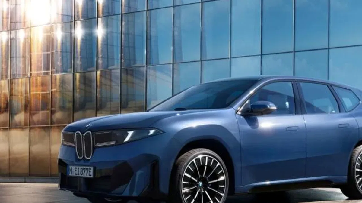 Yeni BMW iX3 50 xDrive Türkiye’de Ön Talebe Açıldı