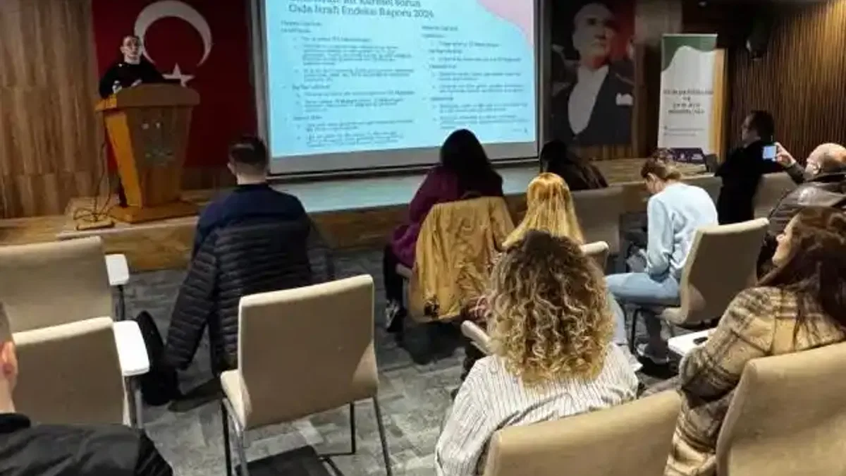 İstanbul Bakırköy'de 'gıda atma dünyayı renklendir' programı